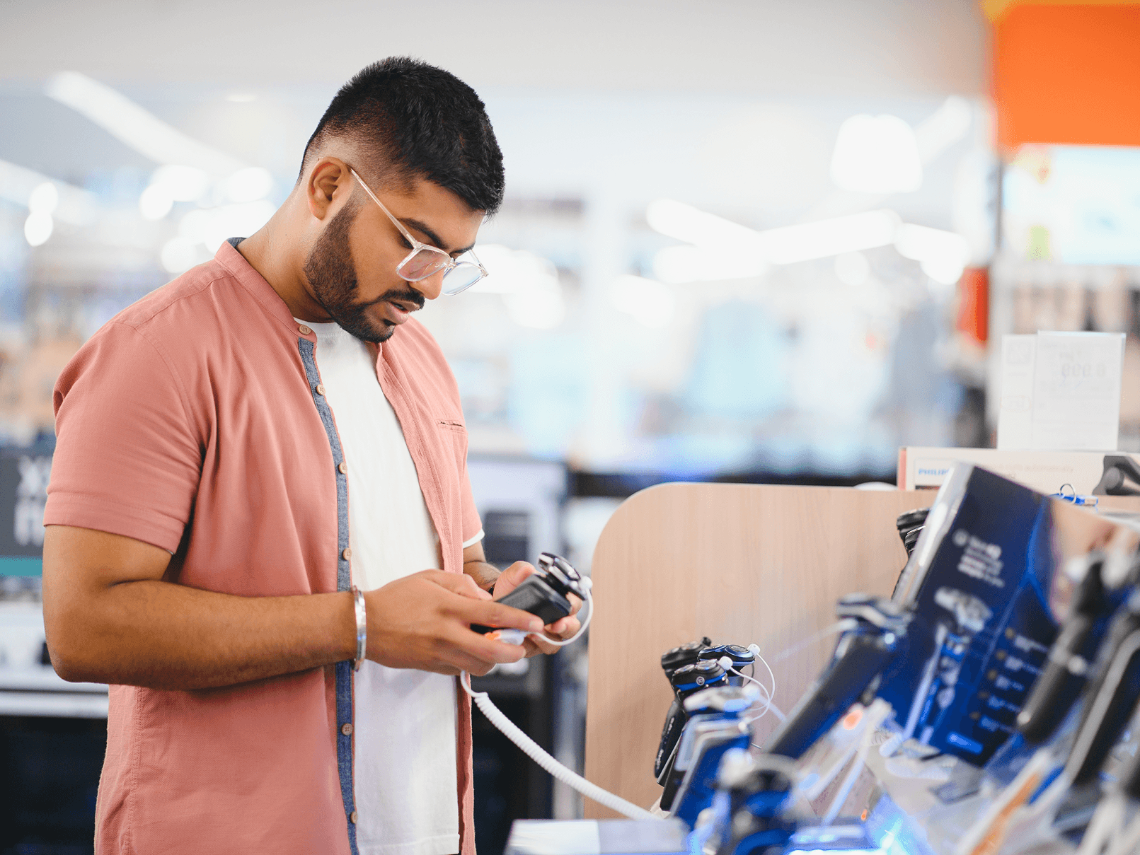 Smart Gadgets — ecommerce storefront on Juoto